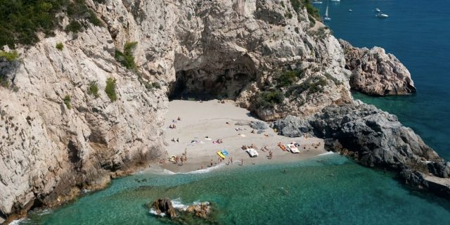 Spiaggia di Punta Crena